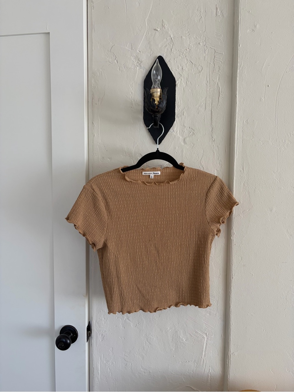 Reformation Camel Ribbed Lettuce-Edge Crop Tee